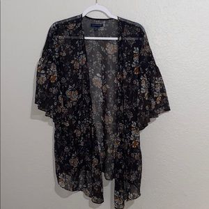 American Eagle light flowing floral cardigan